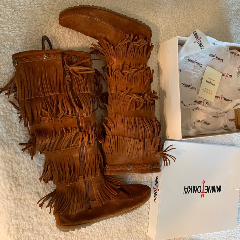 5 Layer Minnetonka Boots